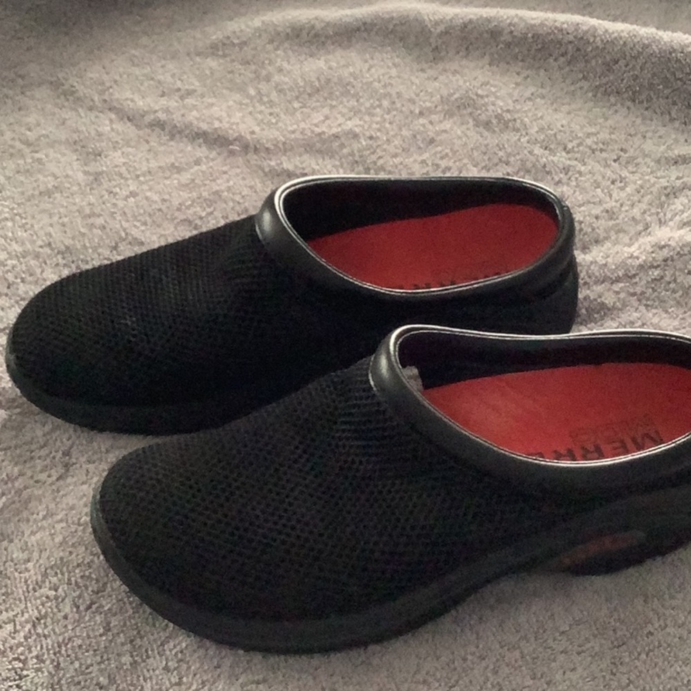 Merrell clogs